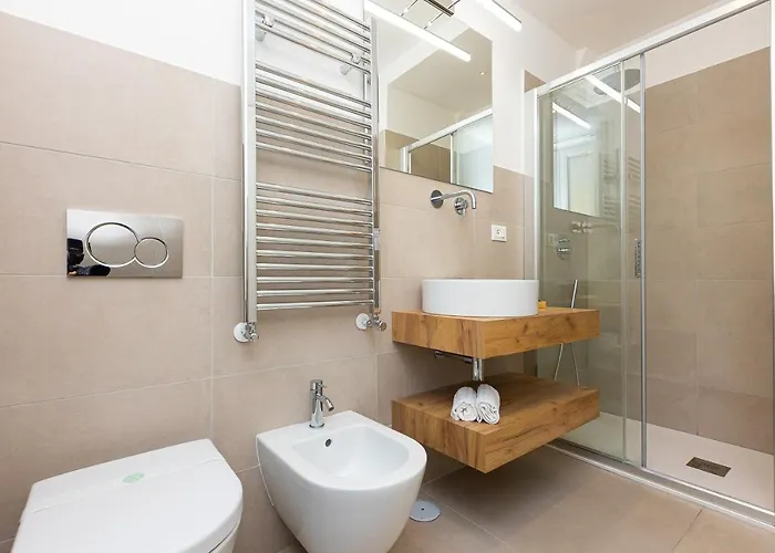 Апартаменты Colosseum Holidays - San Giovanni In Laterano Рим